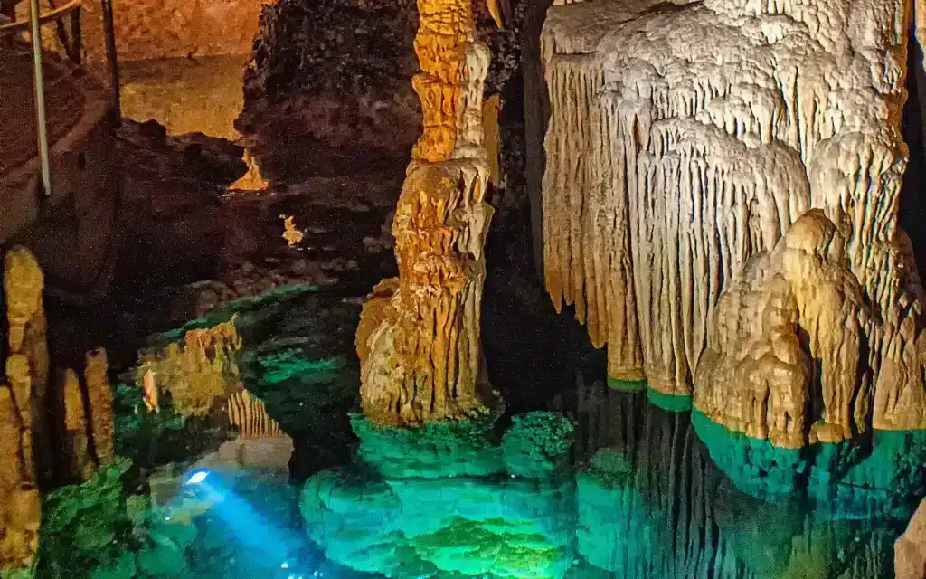Grotte de la Cocaliere