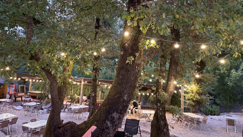 Camping 4 étoiles en bord du Gard